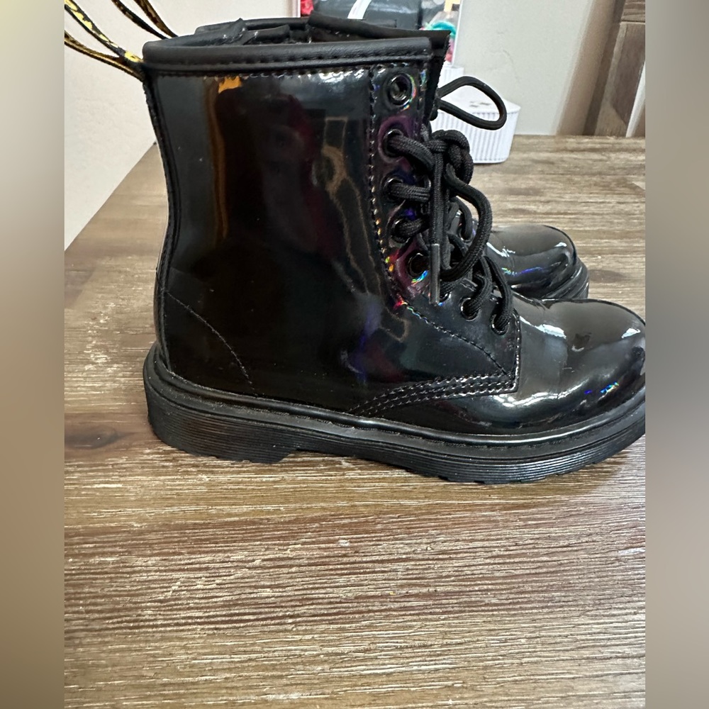 Kids Dr. Martens